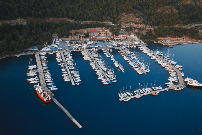 Tarım Av Bayii yakınında gezilecek yerler - Martı Marina